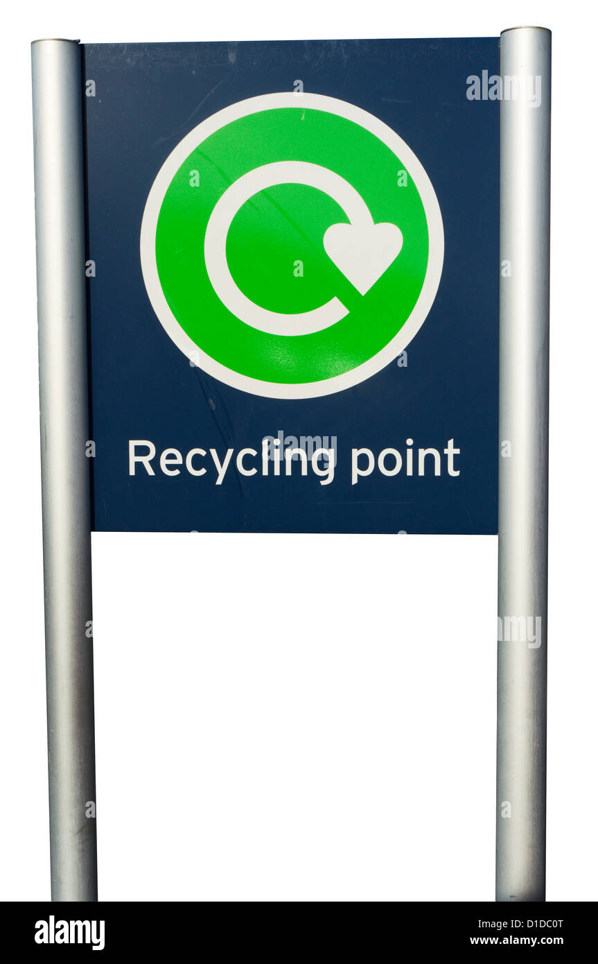 Ein Ausschnitt von einem Schild einen recycling Punkt, vor einem weißen Hintergrund isoliert. Stockfoto