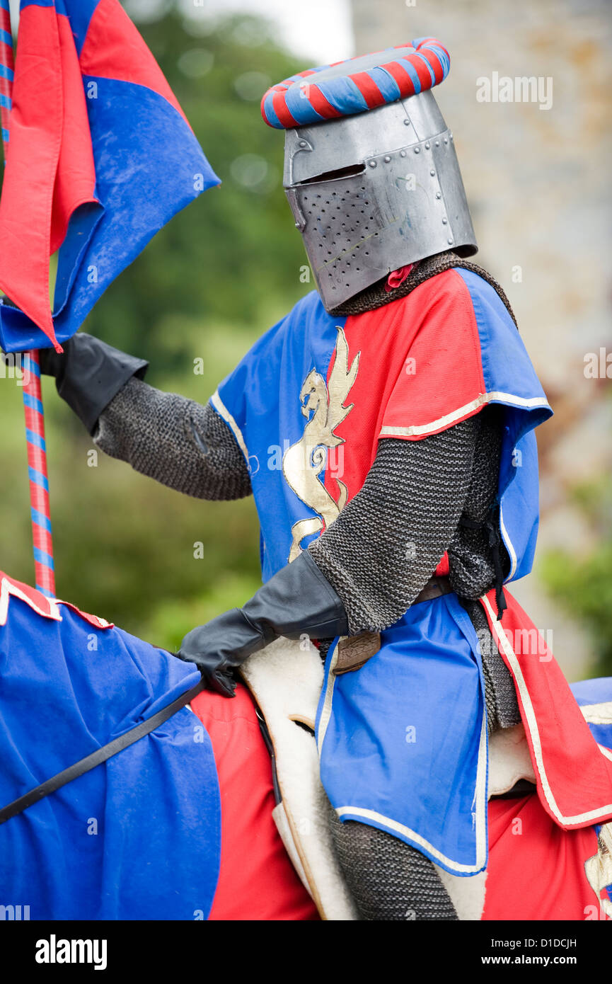 Roter ritter -Fotos und -Bildmaterial in hoher Auflösung – Alamy