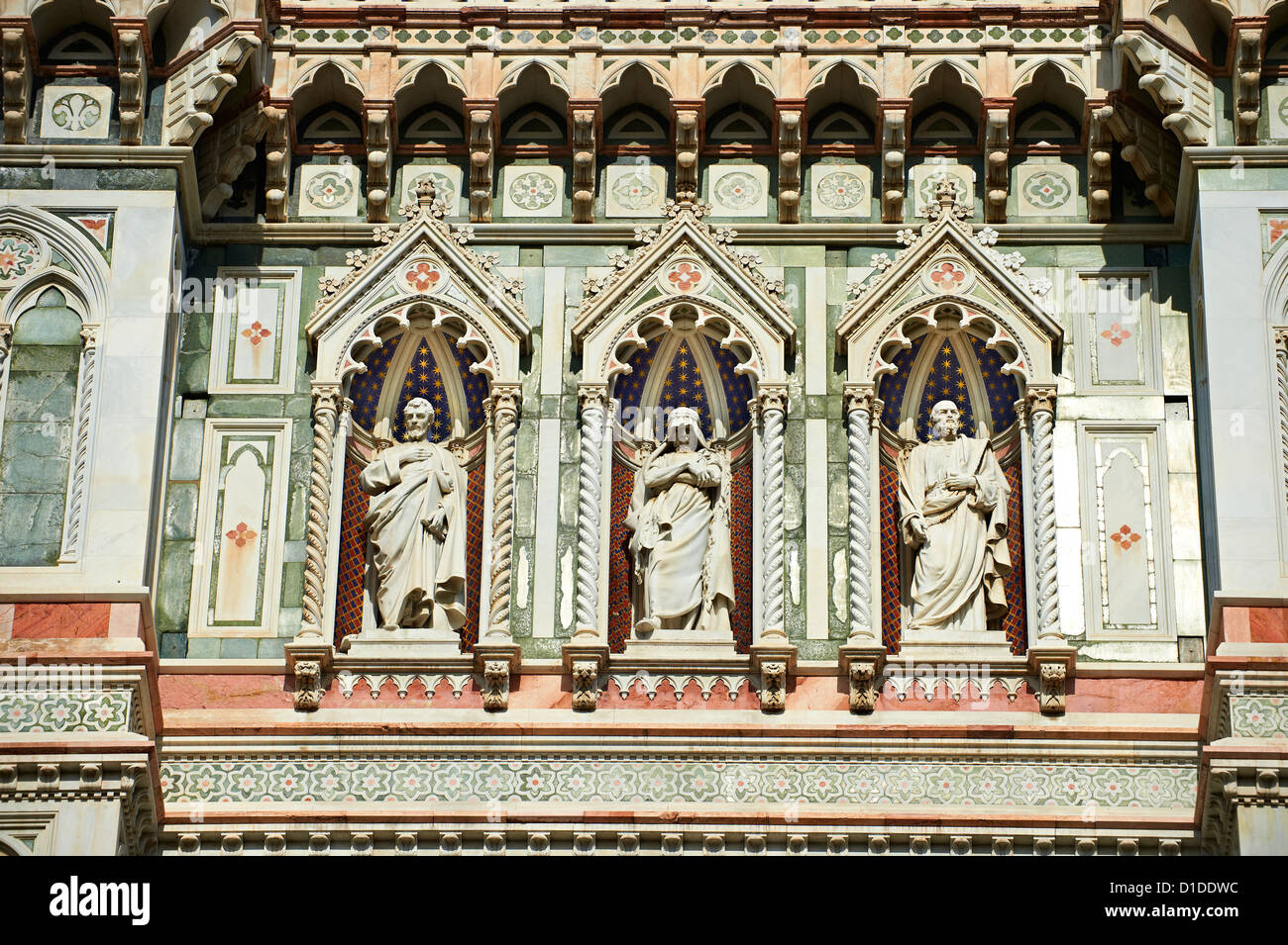 Fassade des der Gotik-Renaissance-Dom von Florenz, Basilika der Heiligen Maria der Blume; Firenza Stockfoto