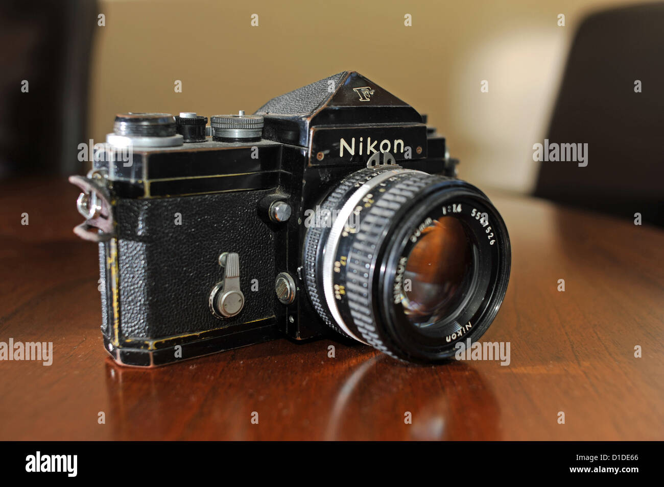 Vielzahl von alten Nikon SLR-Kameras auch das F-Modell Stockfoto
