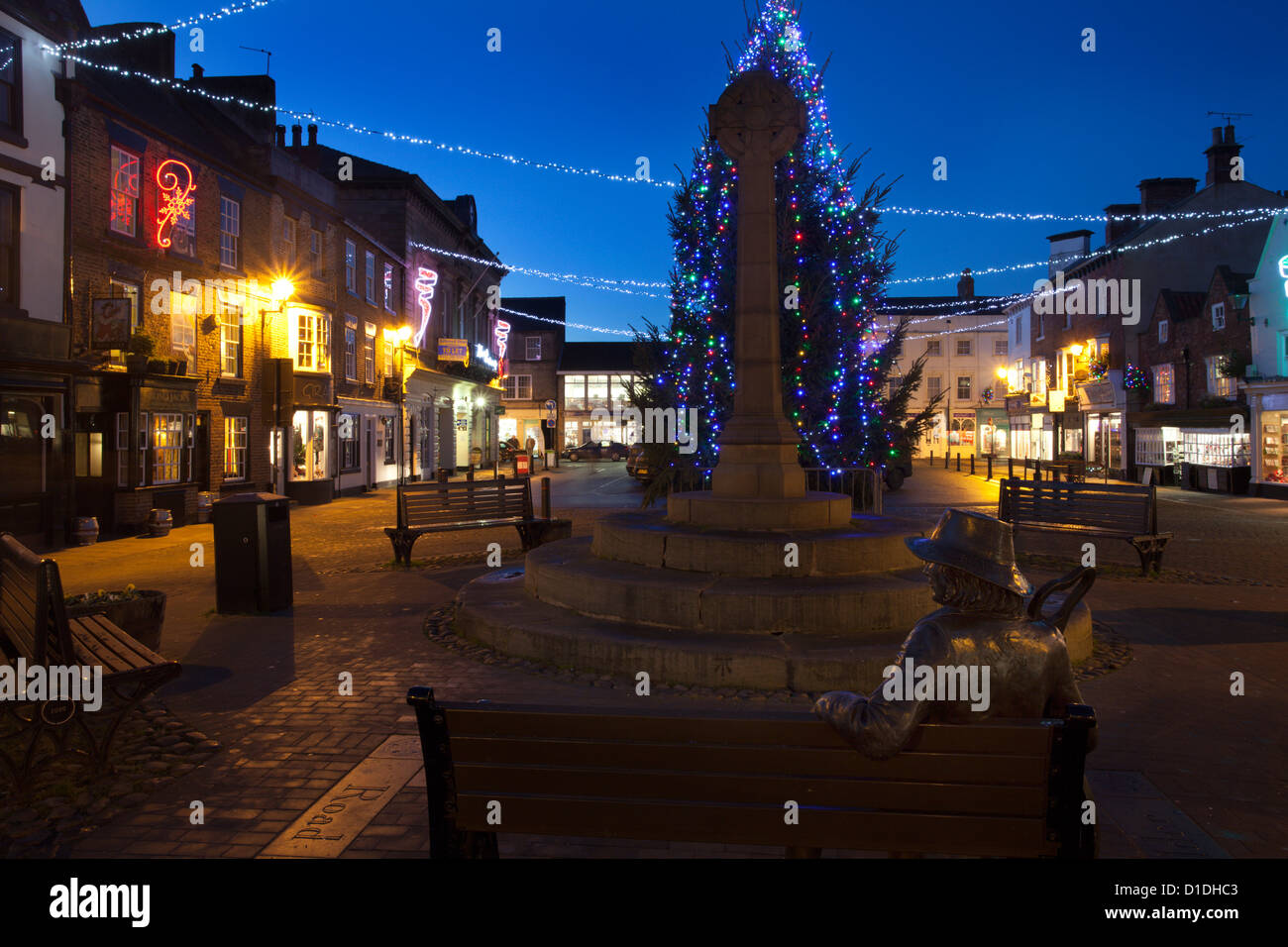 Marktplatz an Weihnachten Knaresborough North Yorkshire England Stockfoto