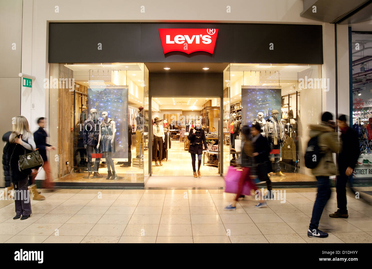Die Levis Jeans Shop Shop, MK-Center, Milton Keynes, Buckinghamshire UK  Stockfotografie - Alamy