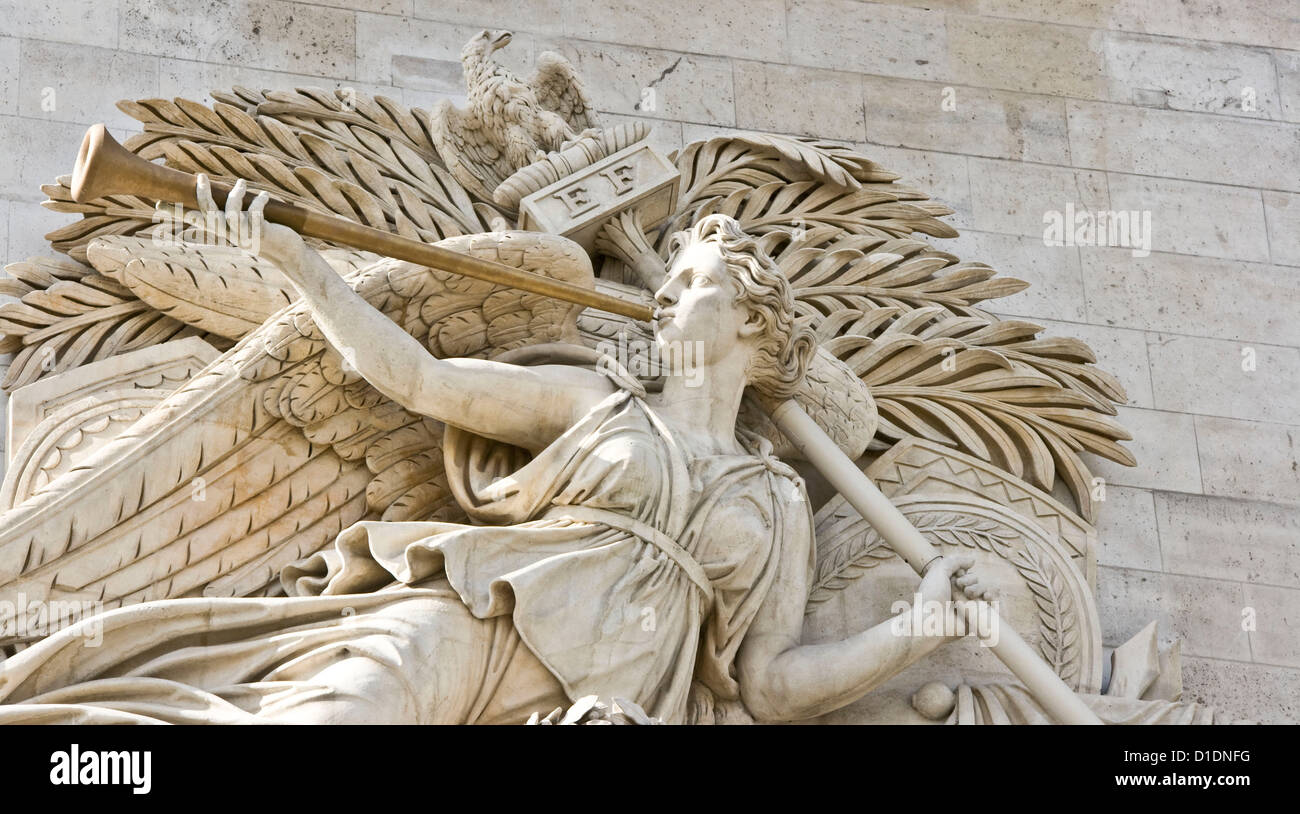 Detail von "Le Triomphe de 1810' eine Skulptur von Jean-Pierre Cortot auf den Arc de Triomphe Paris Frankreich Europa Stockfoto