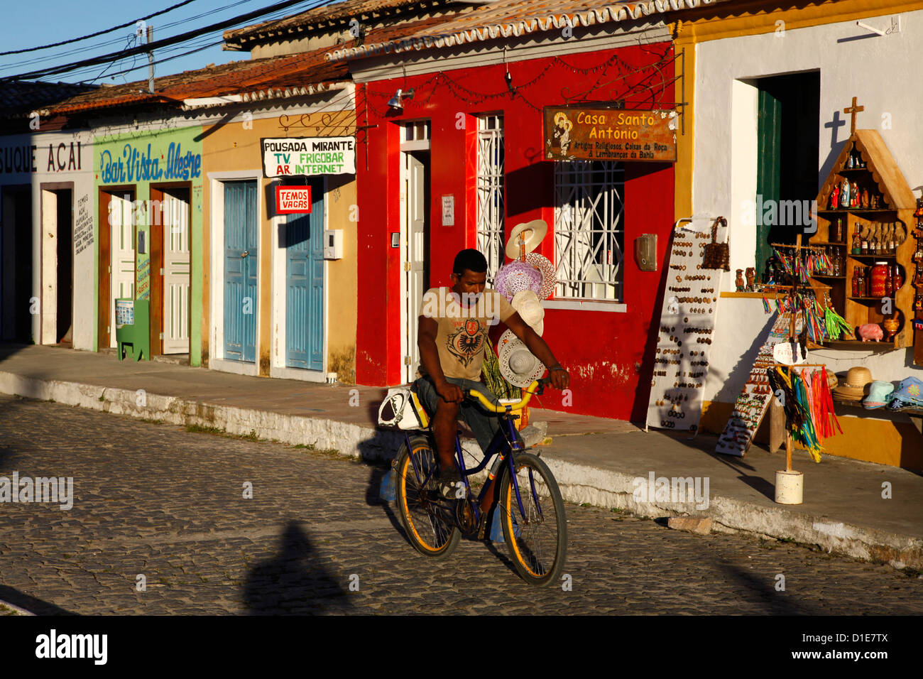 Bunten Häuser in der historischen Mitte von Arraial d ' Ajuda, Bahia, Brasilien, Südamerika Stockfoto