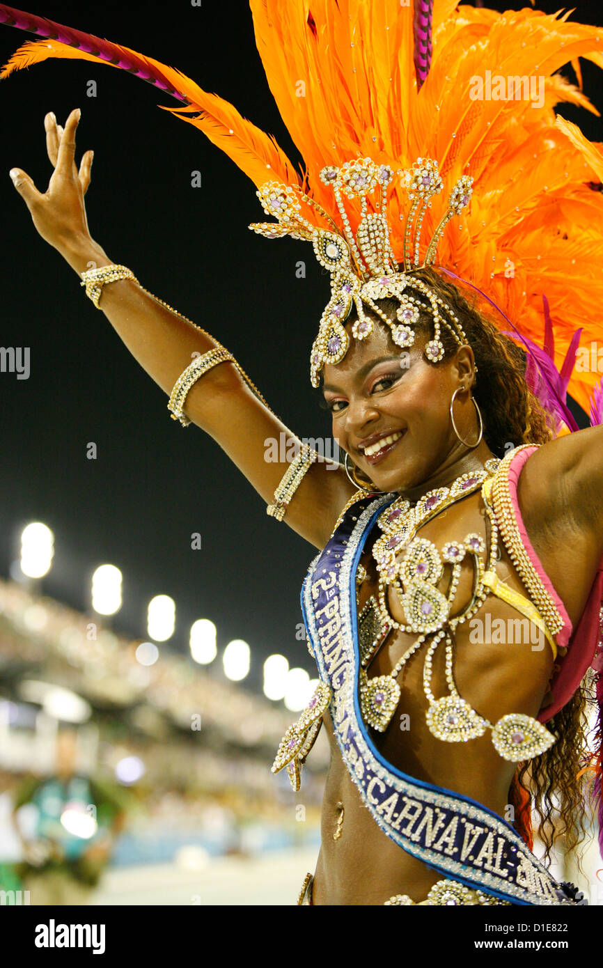 Karnevalsumzug in die Sambodrome, Rio De Janeiro, Brasilien, Südamerika Stockfoto