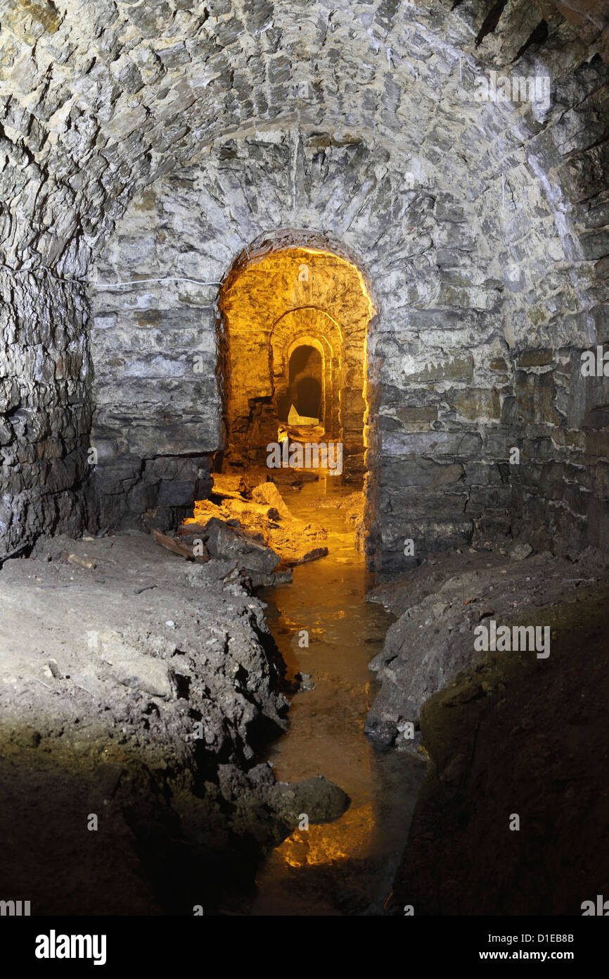 Überschwemmungen in den unterirdischen Gängen der Bastion, einst Teil der Verteidigung von Tallinn, Estland, Europa Stockfoto