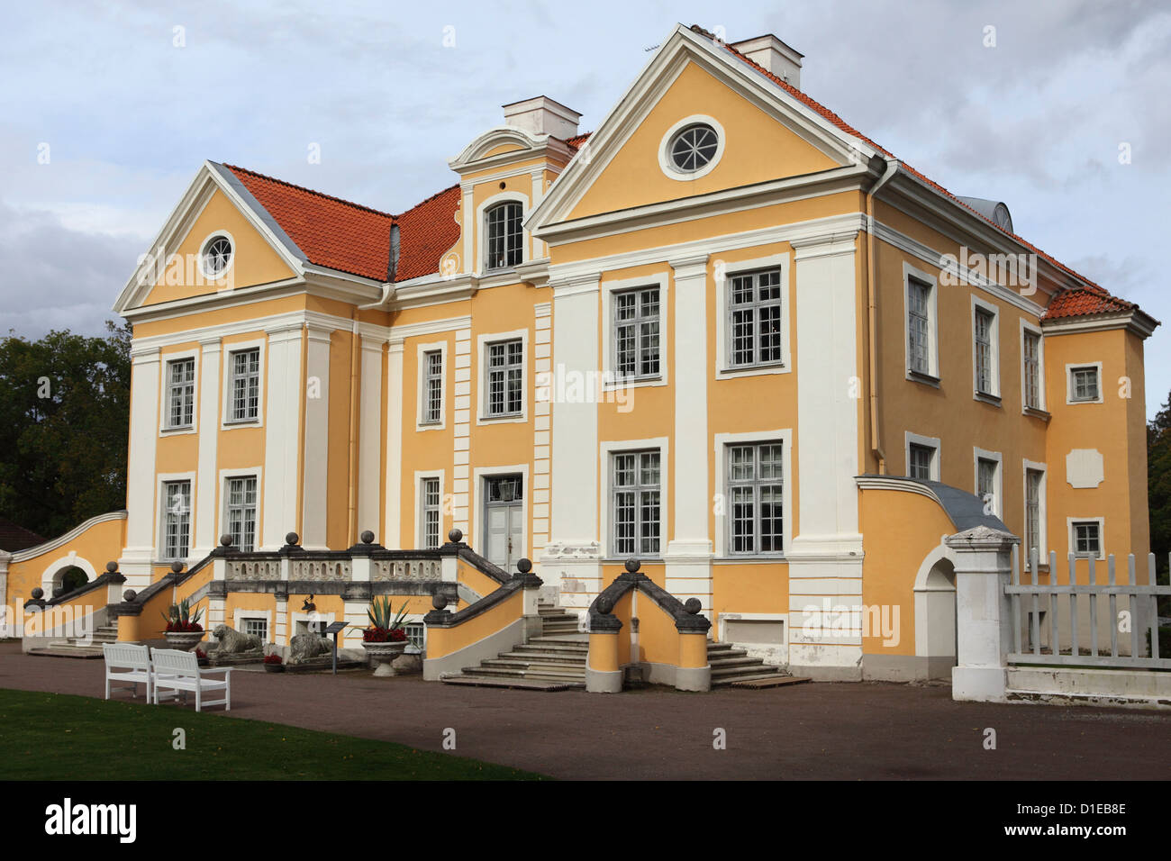 Palmse Herrenhaus, erbaut von einer baltischen deutschen Familie, heute Teil der Museen der Stiftung des Virumaa Lahemaa Nationalpark, Estland Stockfoto