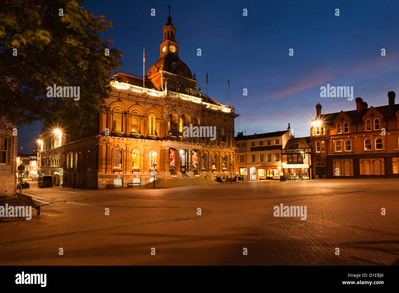 Das Rathaus in der Abenddämmerung, Ipswich, Suffolk, England, Vereinigtes Königreich, Europa Stockfoto