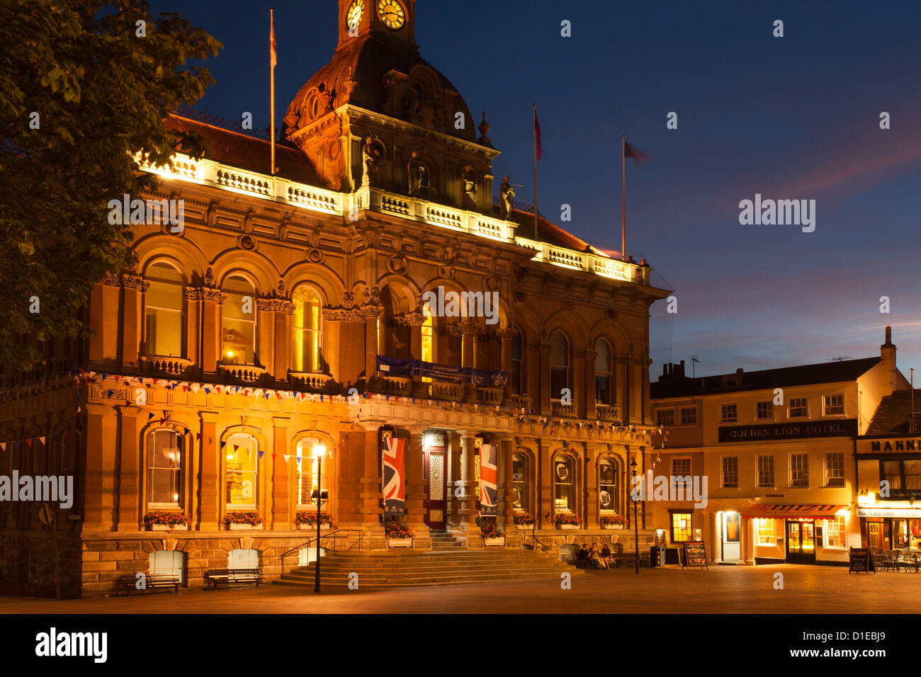 Das Rathaus in der Abenddämmerung, Ipswich, Suffolk, England, Vereinigtes Königreich, Europa Stockfoto