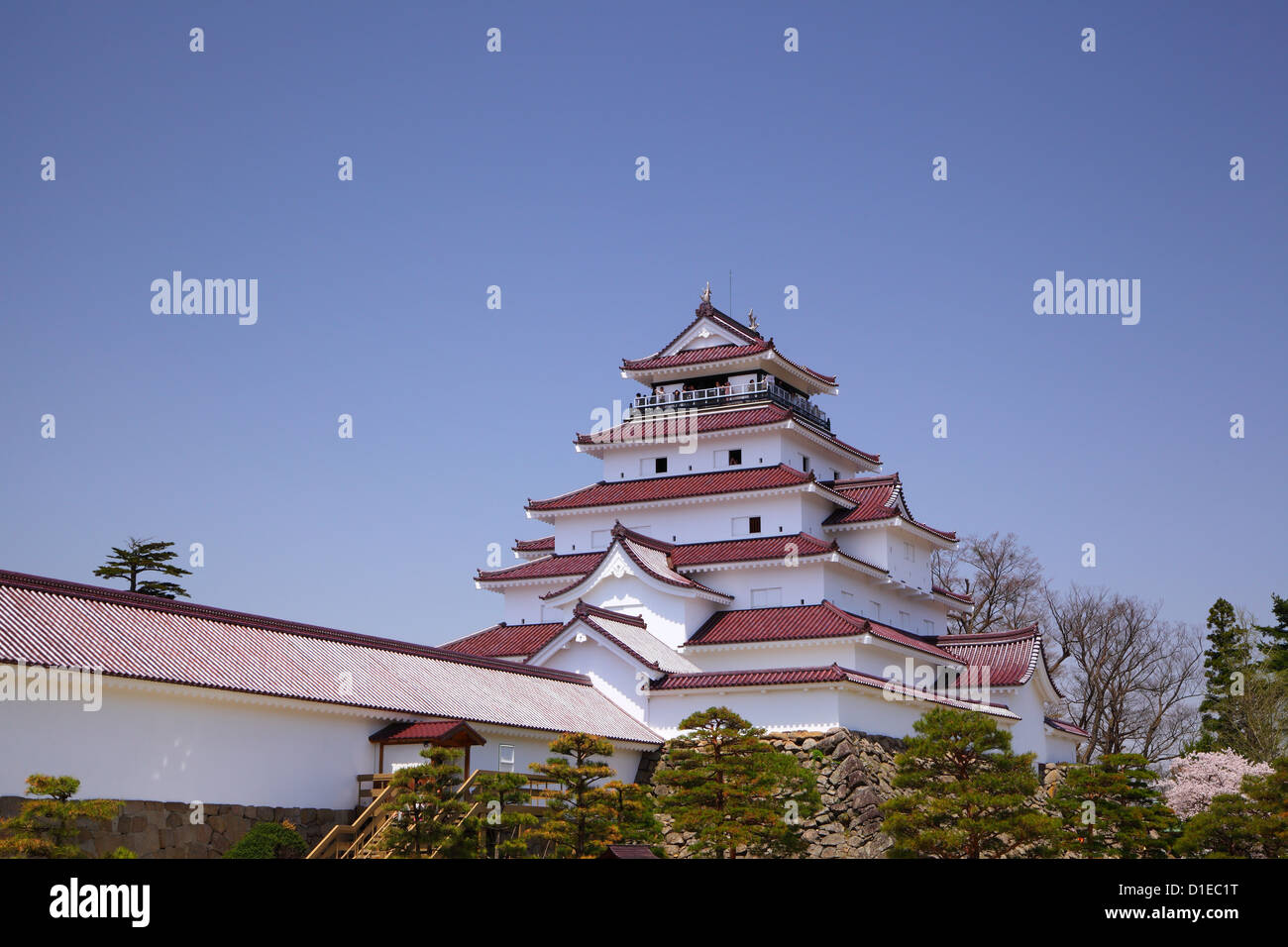 Aizu-Wakamatsu-Burg und blauer Himmel, Fukushima, Japan Stockfoto
