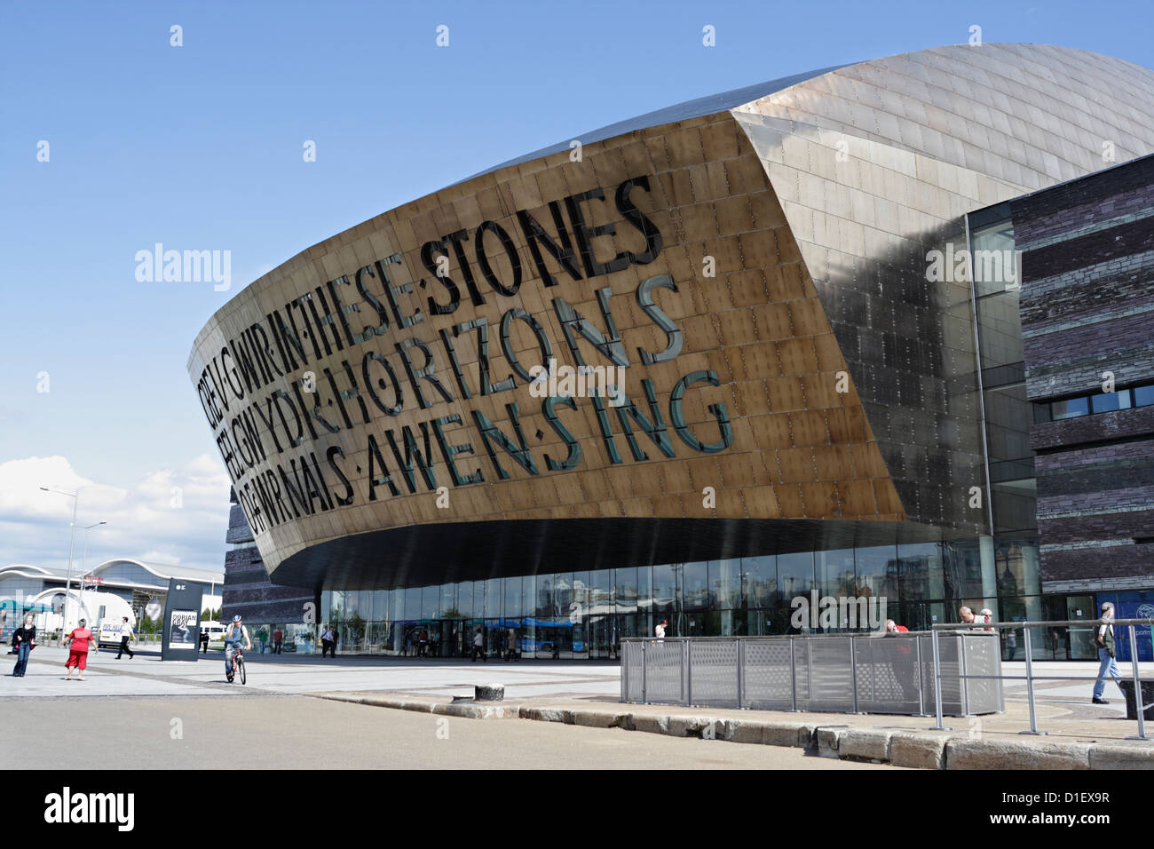 Millennium Center in Cardiff Bay Wales, Konzertsaal Metallverkleidetes Gebäude Stockfoto