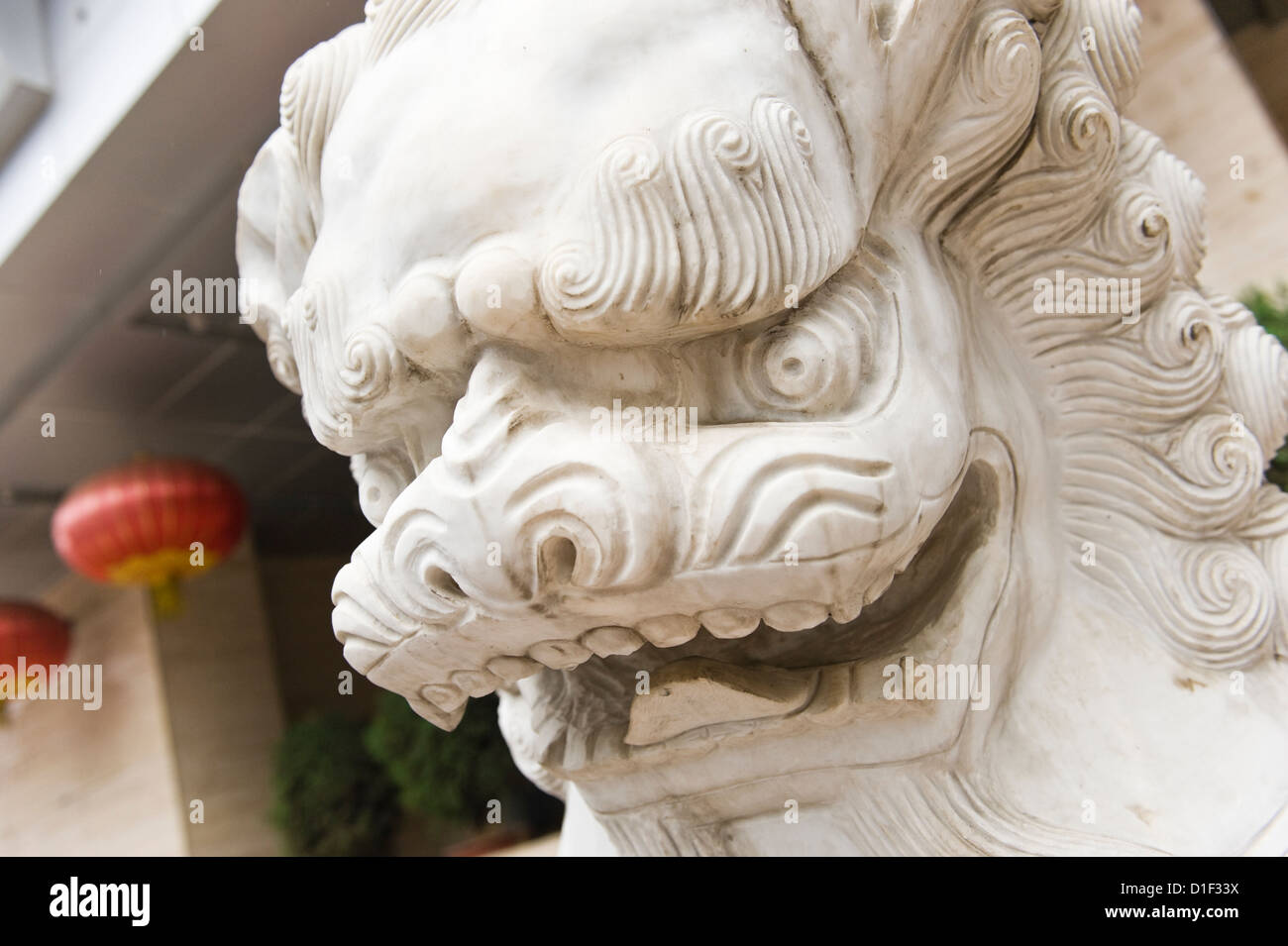 Chinesische traditionelle Löwenstatue Stockfoto