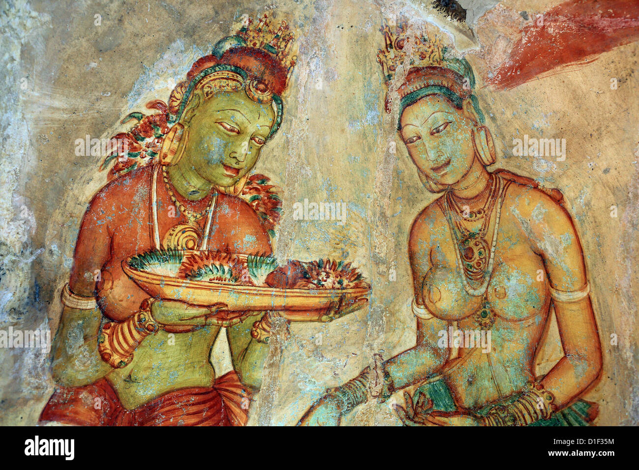 Alten Felsen Wand Fresko Gemälden Jungfrauen in Sigiriya Lion Rock Stockfoto