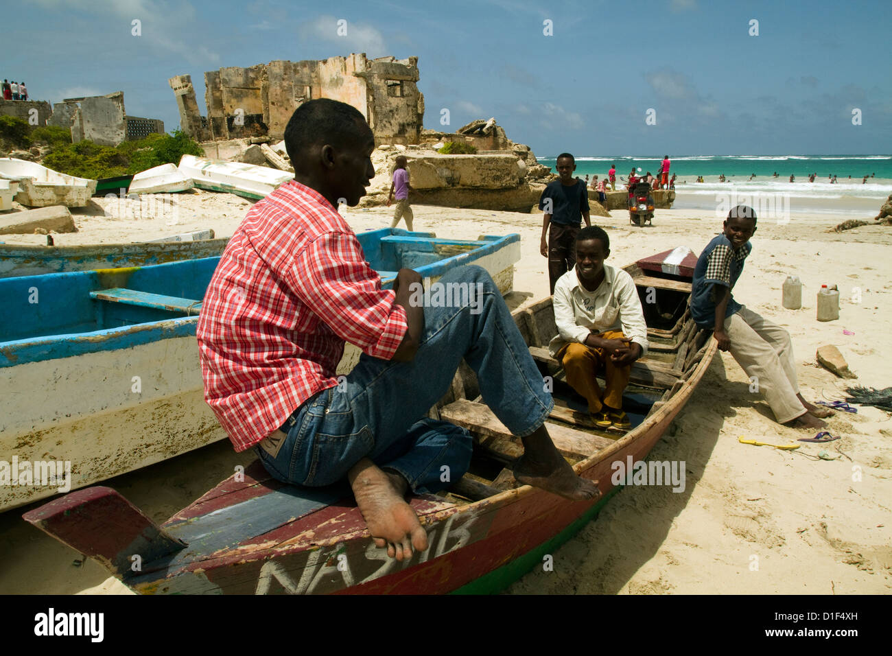 Strand-Szene mit Angelboote/Fischerboote Somalia Mogadischu Stockfoto