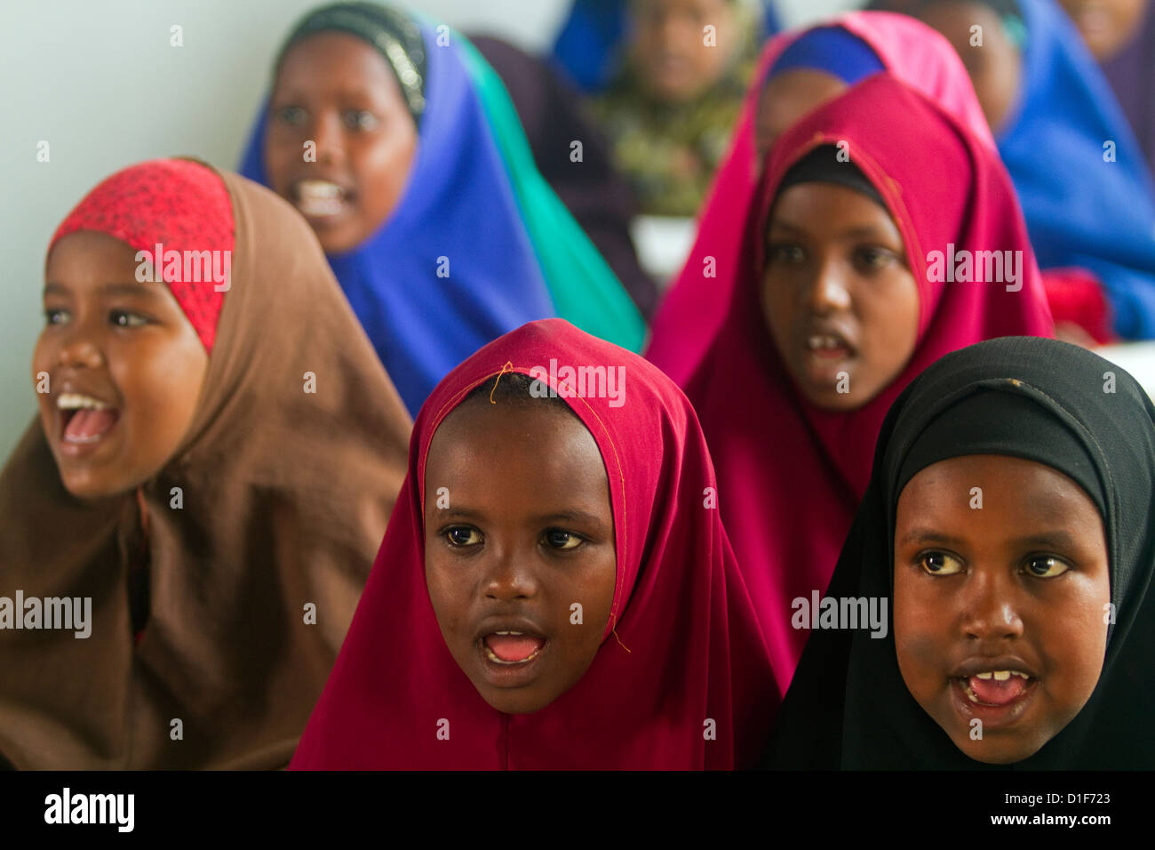 Waisenmädchen in einer Schule in Mogadischu Somalia Stockfoto