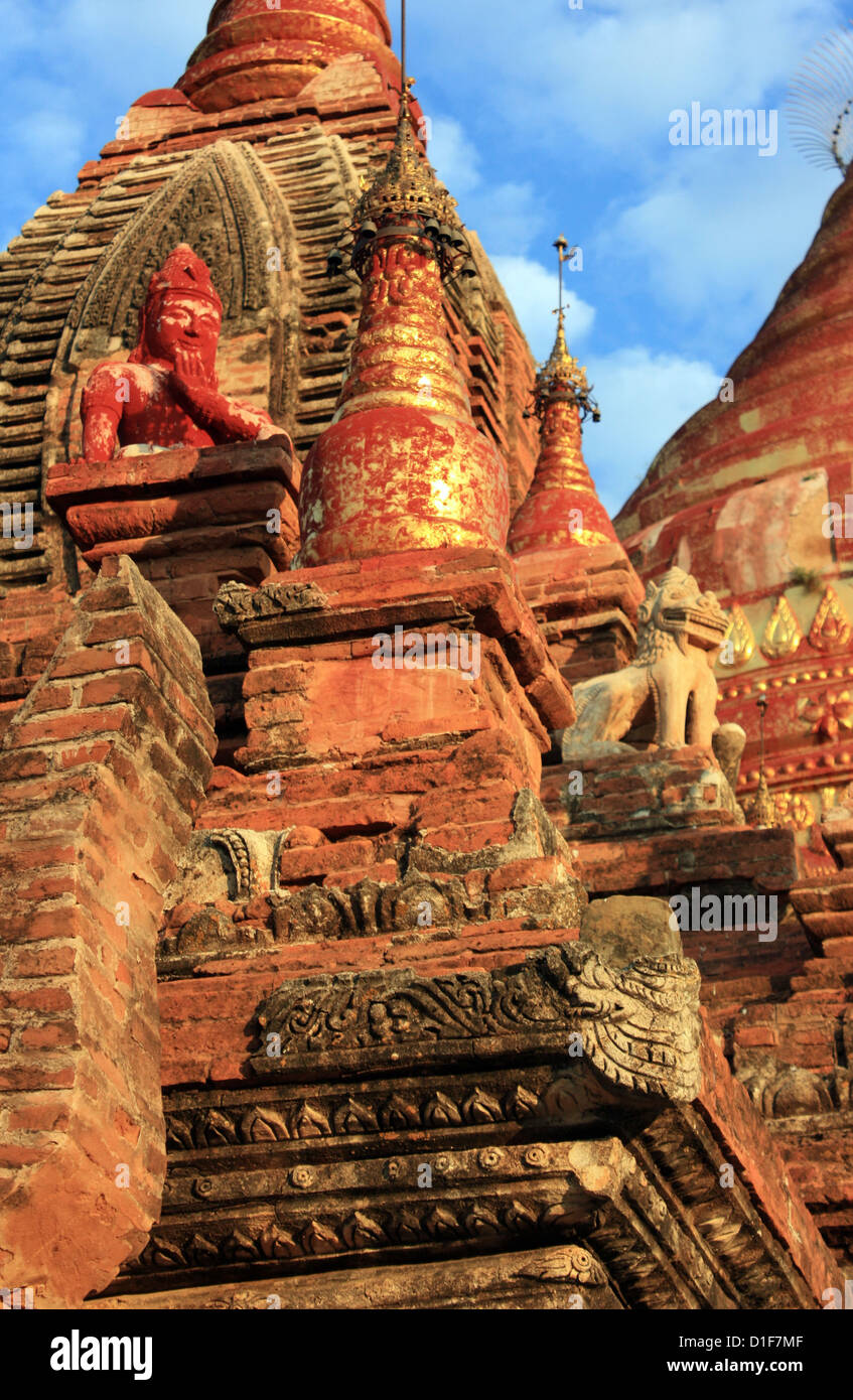 Blick auf die Dhamma-ya-Zi-ka-Pagode in Bagan, Myanmar, 29. Oktober 2012. Foto: Rolf Zimmermann Stockfoto