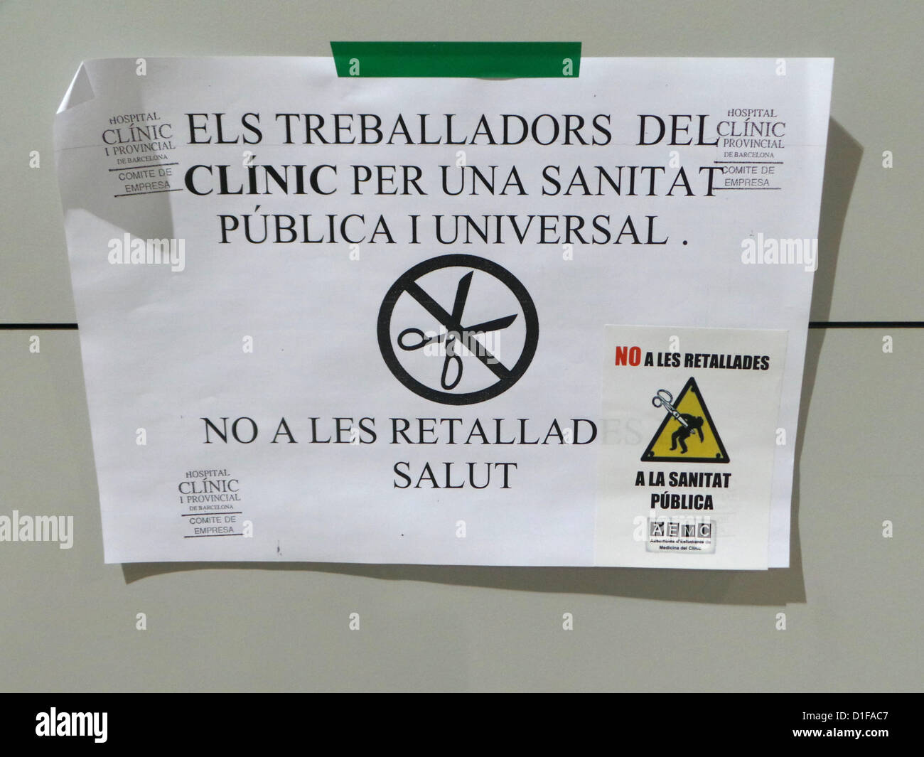 Barcelona, Spanien. 18. Dezember 2012. Siebenten-Tags-Schließung der Arbeitnehmer Clínic Krankenhaus aus Protest gegen die Privatisierung des Krankenhauses und Kürzungen im Gesundheitswesen von katalanischen Regierung Stockfoto