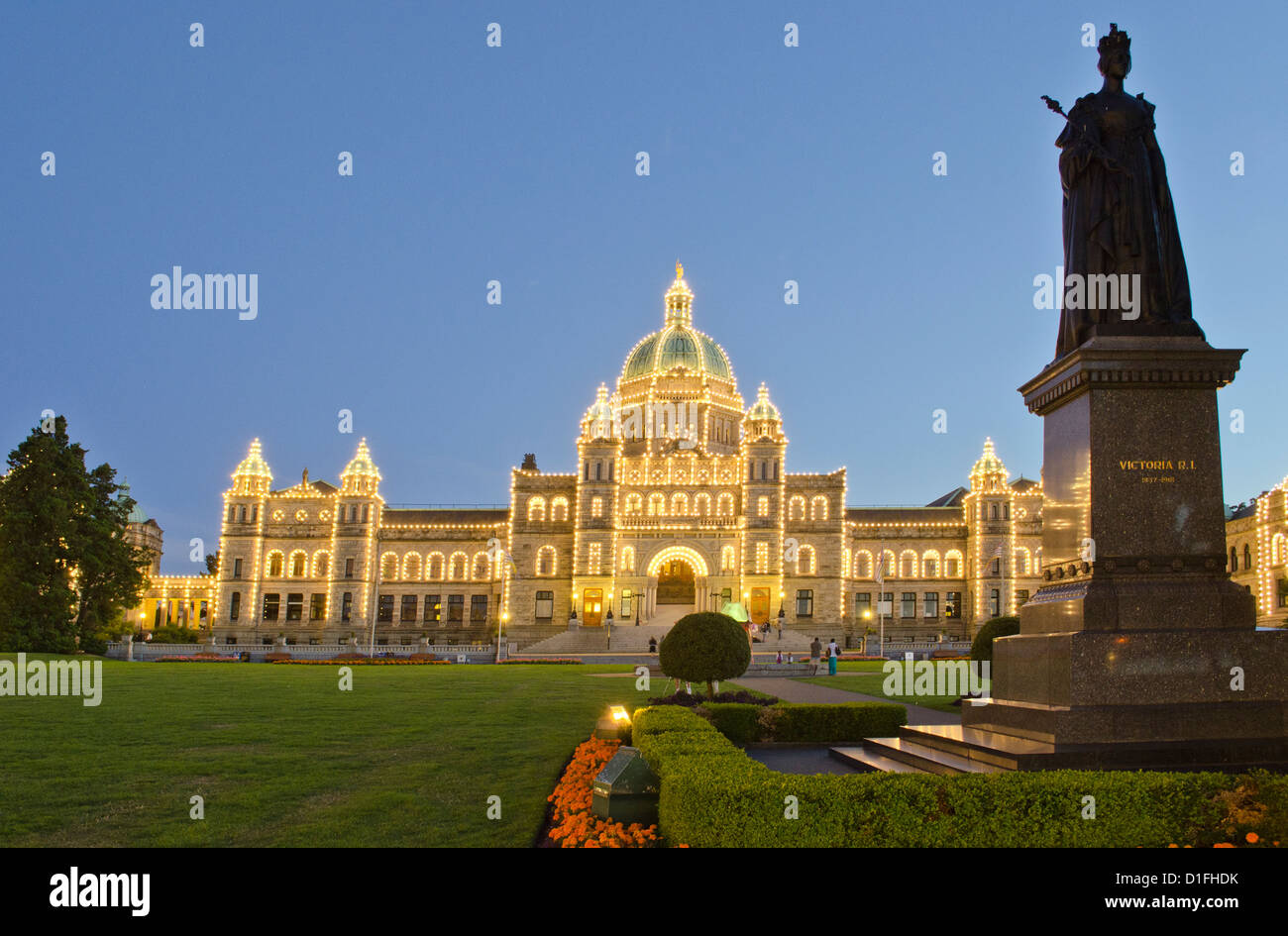 Historische Parlamentsgebäude bei Sonnenuntergang in Victoria die Hauptstadt von Britisch Kolumbien, Kanada Stockfoto