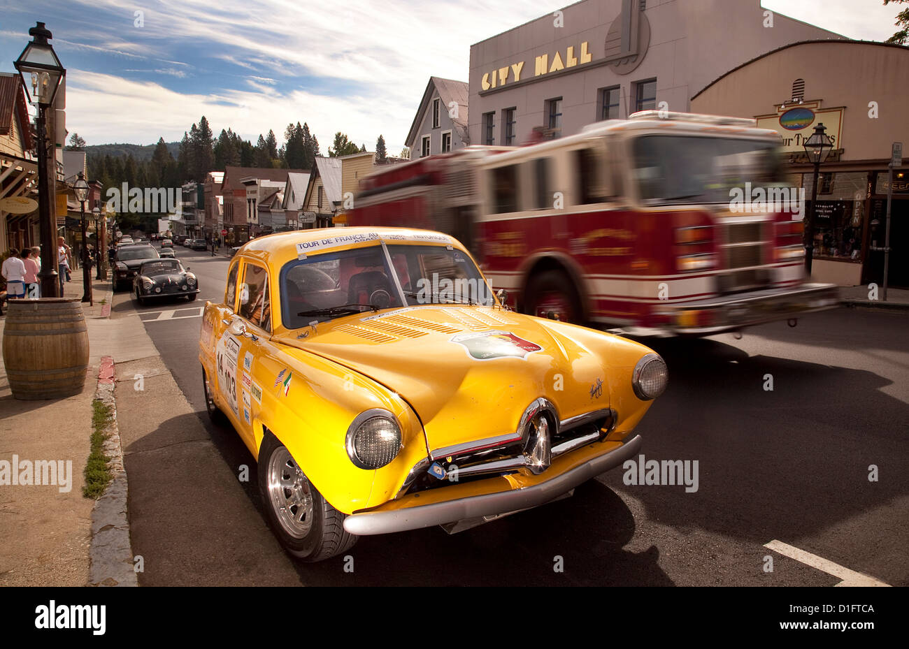 1951 Kaiser Henry J in Nevada City, Kalifornien USA Stockfoto