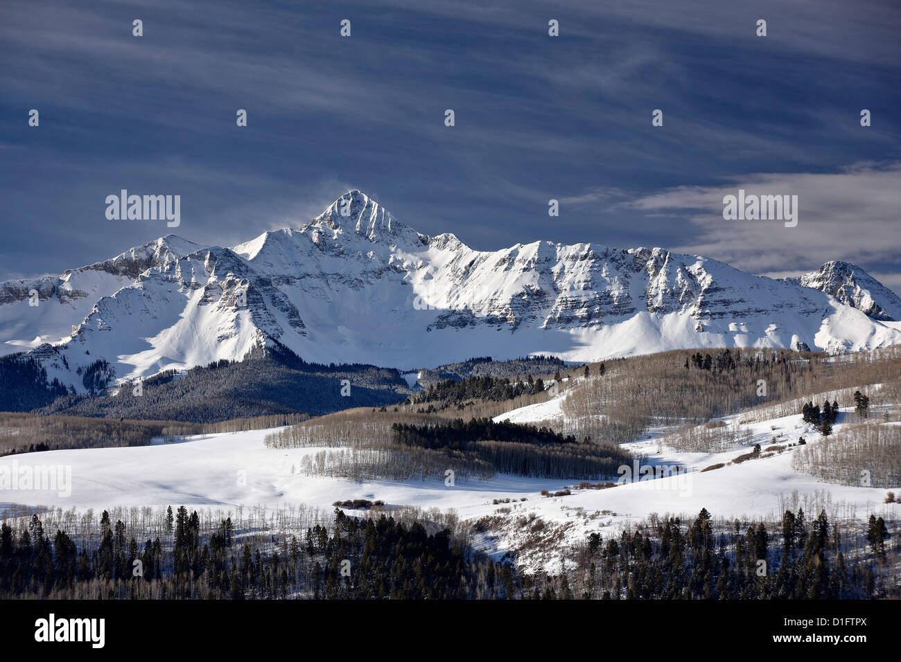 Mount Wilson im Winter, Uncompahgre National Forest, Colorado, Vereinigte Staaten von Amerika, Nordamerika Stockfoto