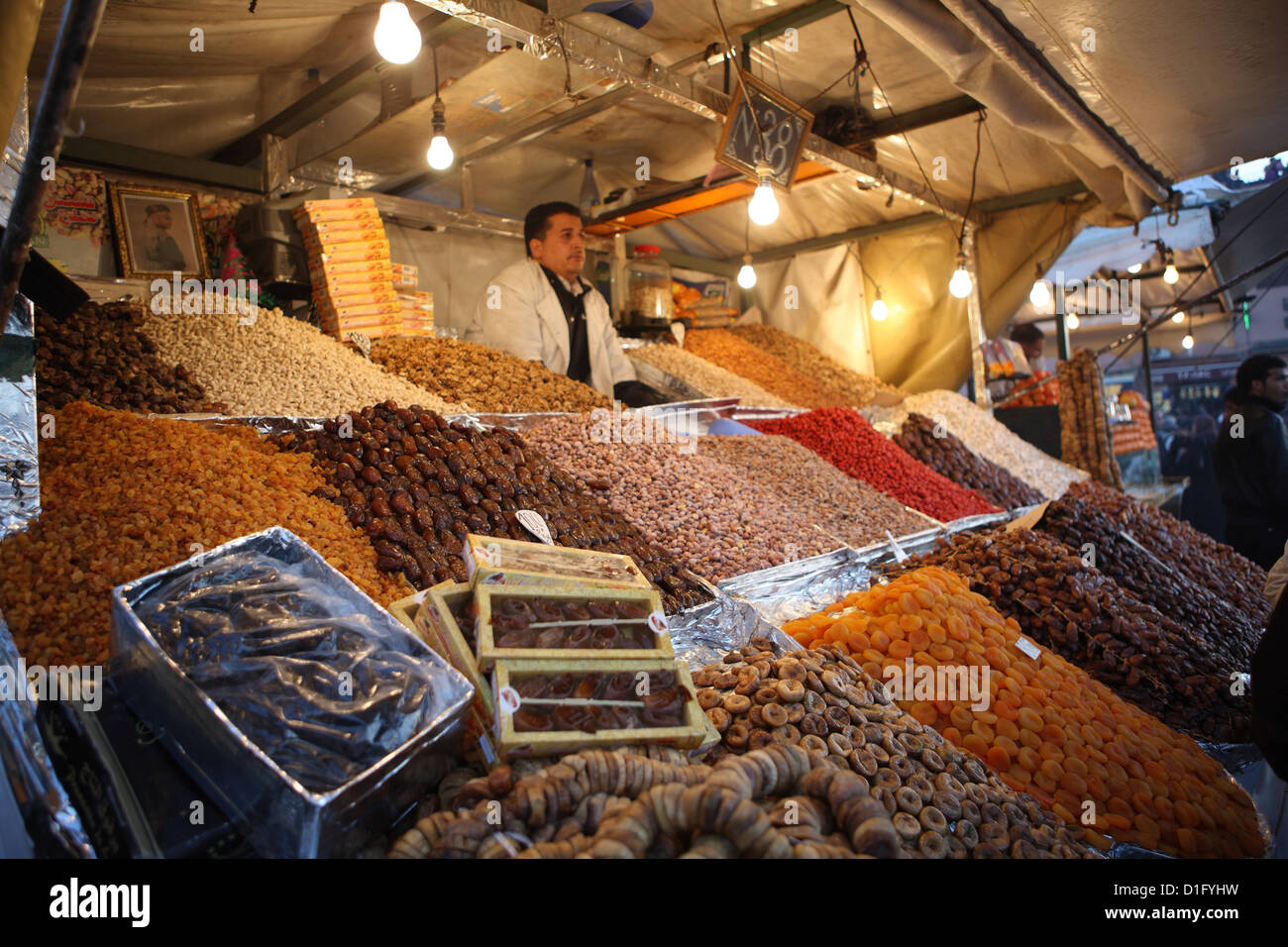 Getrocknete Früchte Verkäufer, Djemaa el Fna, Marrakesch, Marokko, Nordafrika, Afrika Stockfoto