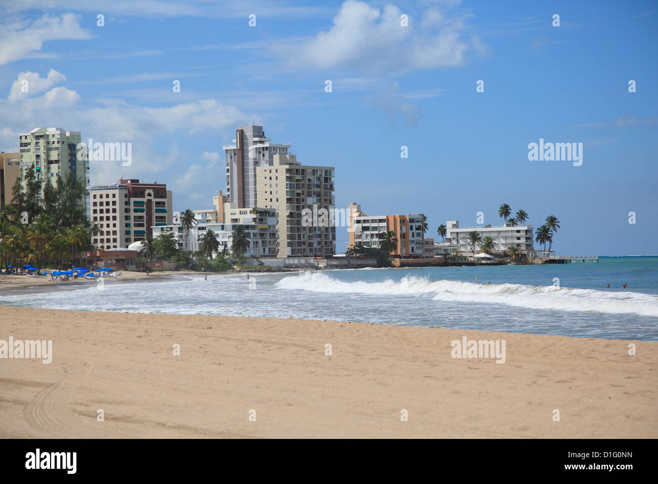 Strand, Isla Verde, San Juan, Puerto Rico, West Indies, Karibik, Vereinigte Staaten von Amerika, Mittelamerika Stockfoto