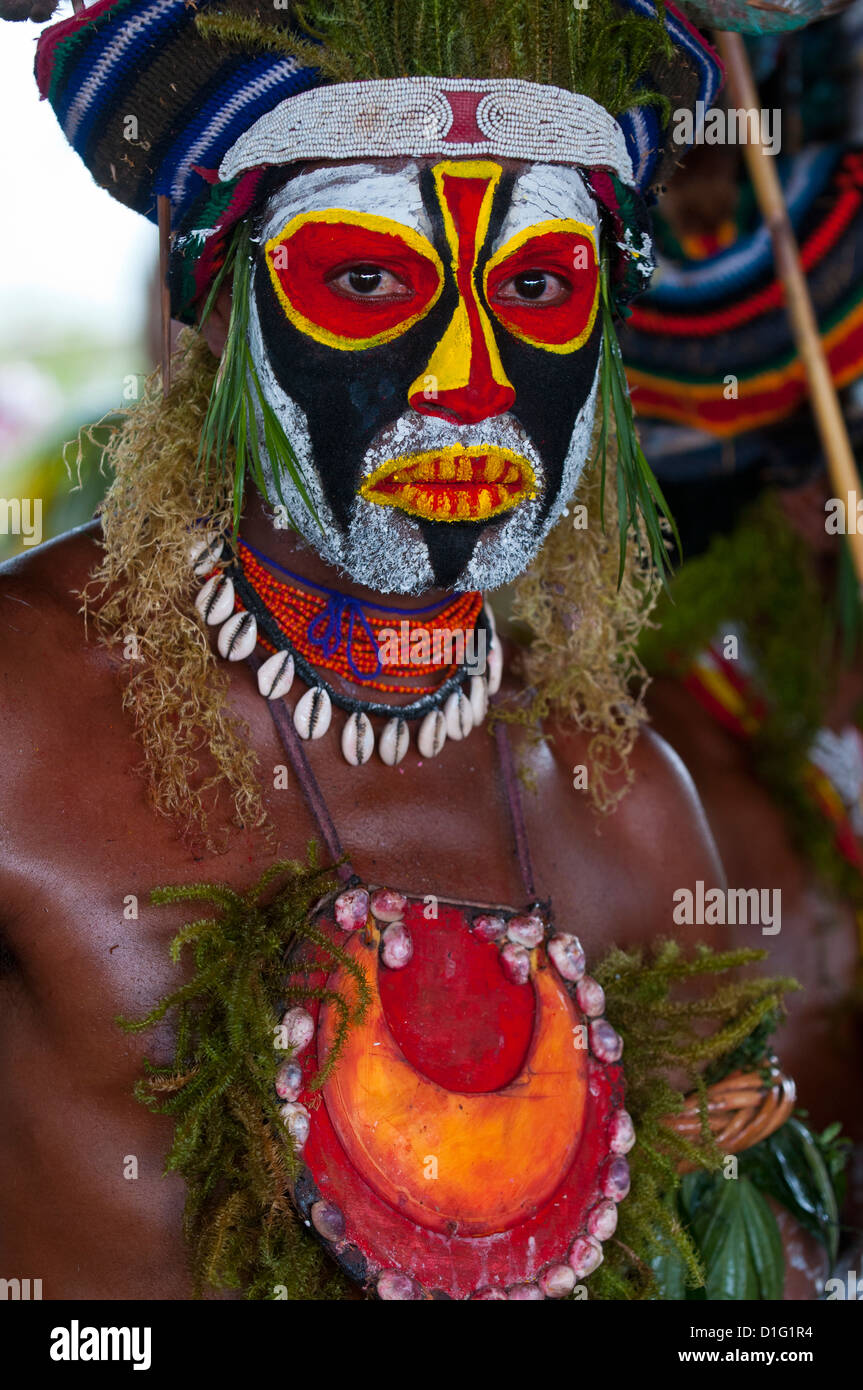 Lokale Stämme feiert die traditionelle Sing Sing in Enga in den Highlands, Papua-Neu-Guinea, Melanesien Stockfoto