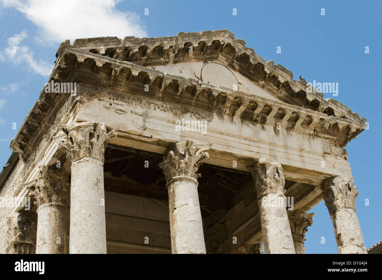 Historische römische Tempel von August in Pula, Kroatien Stockfoto