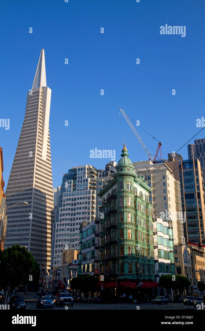 Das Hochhaus Transamerica Pyramid in San Francisco, Kalifornien, USA. Stockfoto