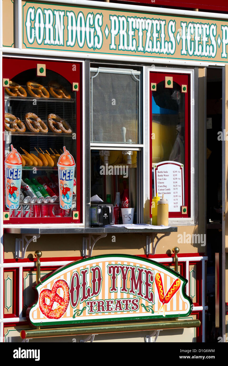 Shop mit Snacks am Pier 39 in San Francisco, Kalifornien, USA. Stockfoto