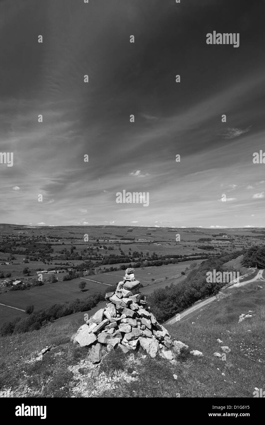 Blick über West Burton Dorf, Wensleydale, Yorkshire Dales National Park, England, Vereinigtes Königreich Stockfoto