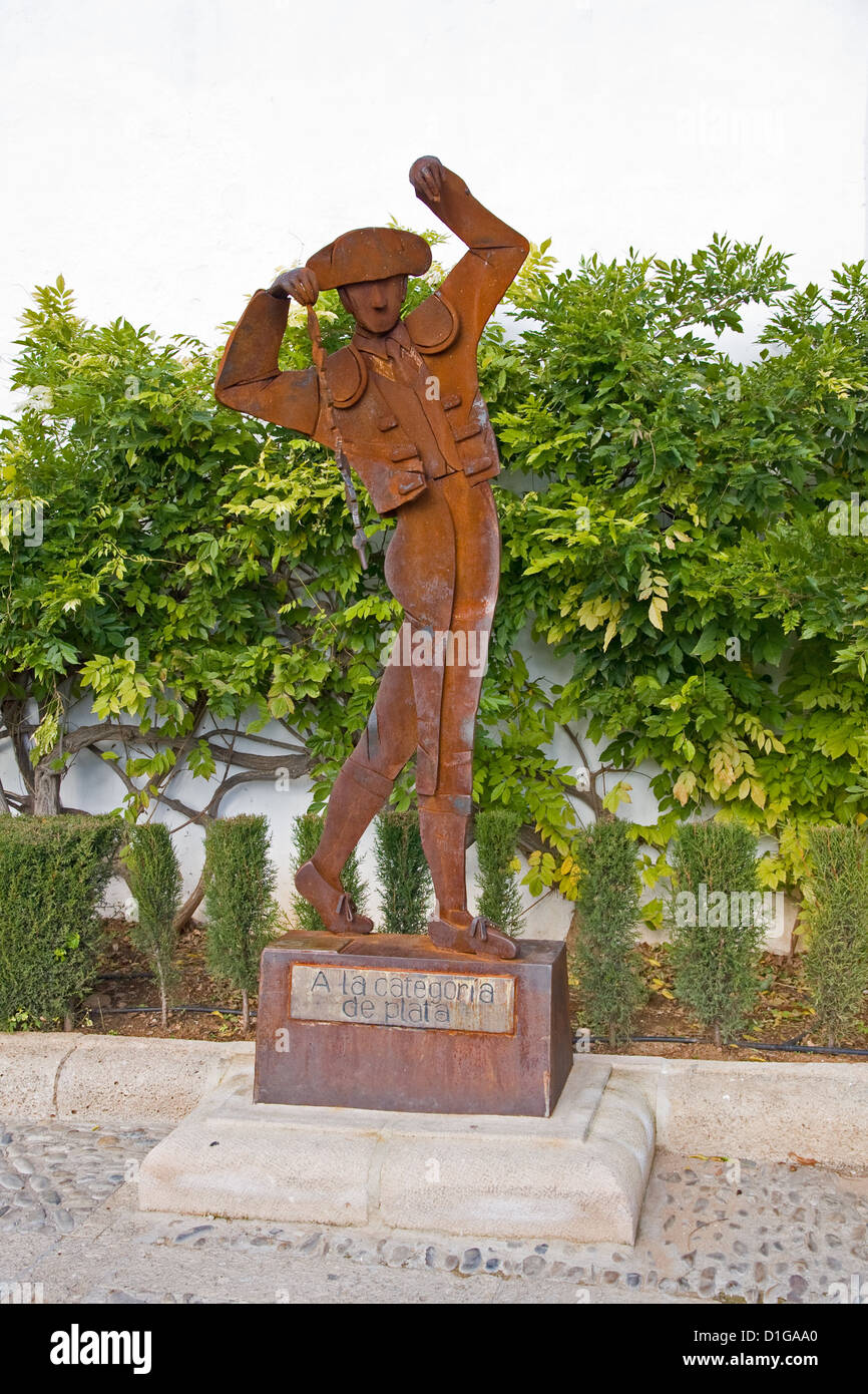 Skulptur gewidmet Matadore außerhalb Stierkampfarena, Ronda Stockfoto