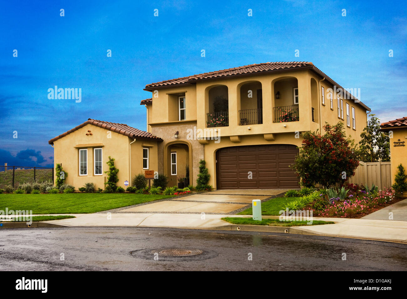 Vordere Fassade mediterranen Stil zu Hause; San Diego; Kalifornien; USA Stockfoto