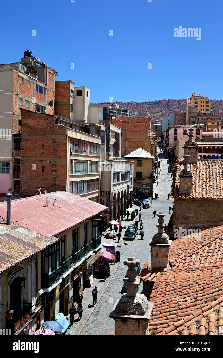 Eine hohe Aussicht auf einer Straße in La Paz, Bolivien, Südamerika Stockfoto