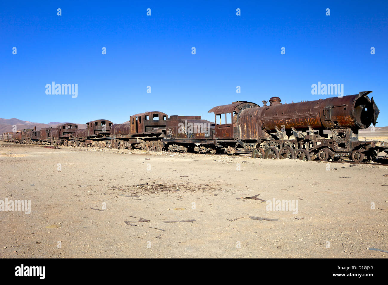 Rosten alte Dampflokomotiven auf dem Zug Friedhof (Zug Friedhof), südwestlich, Uyuni, Bolivien, Südamerika Stockfoto