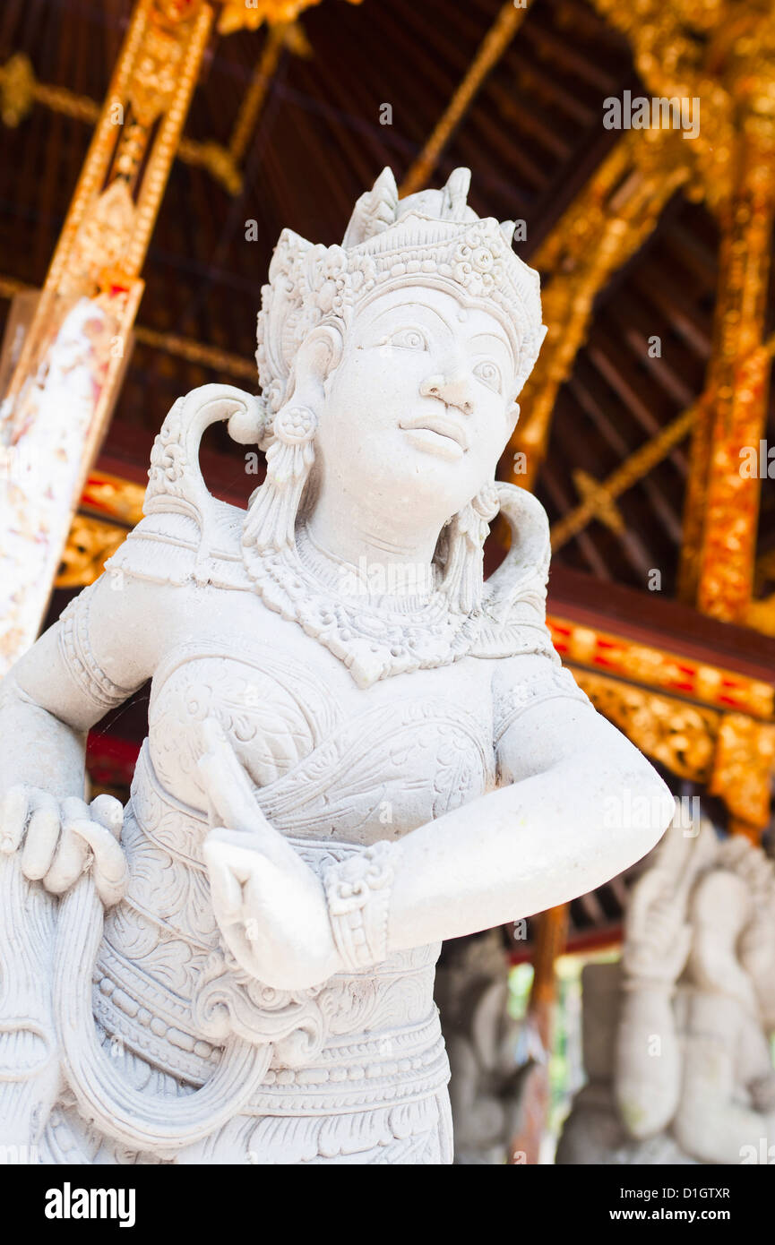 Steinstatue, Hindu-Tempel Pura Tirta Empul, Tampaksiring, Bali, Indonesien, Südostasien, Asien Stockfoto
