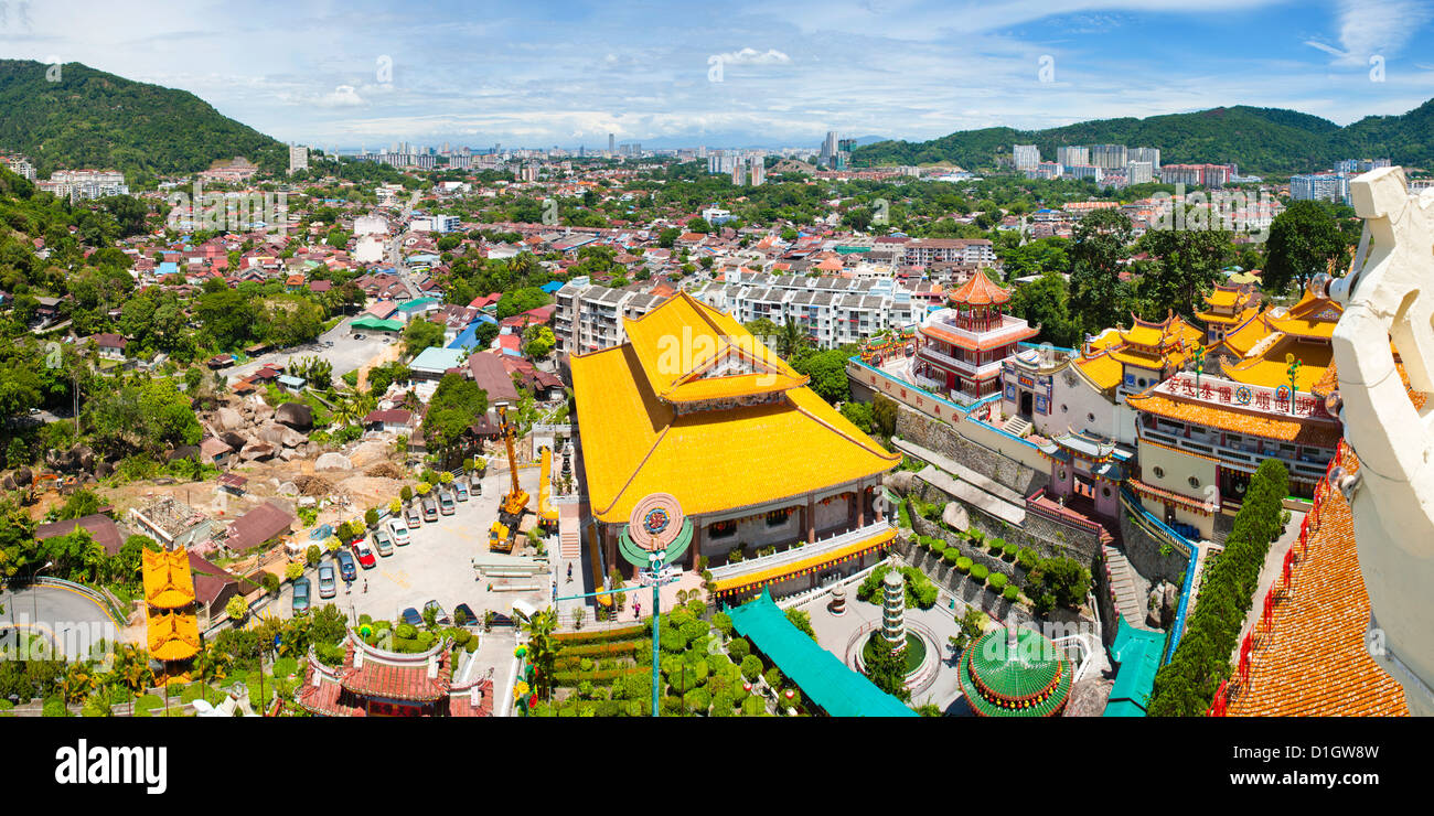 Blick über Georgetown von Kek Lok Si Tempel, Penang, Malaysia, Südostasien, Asien Stockfoto