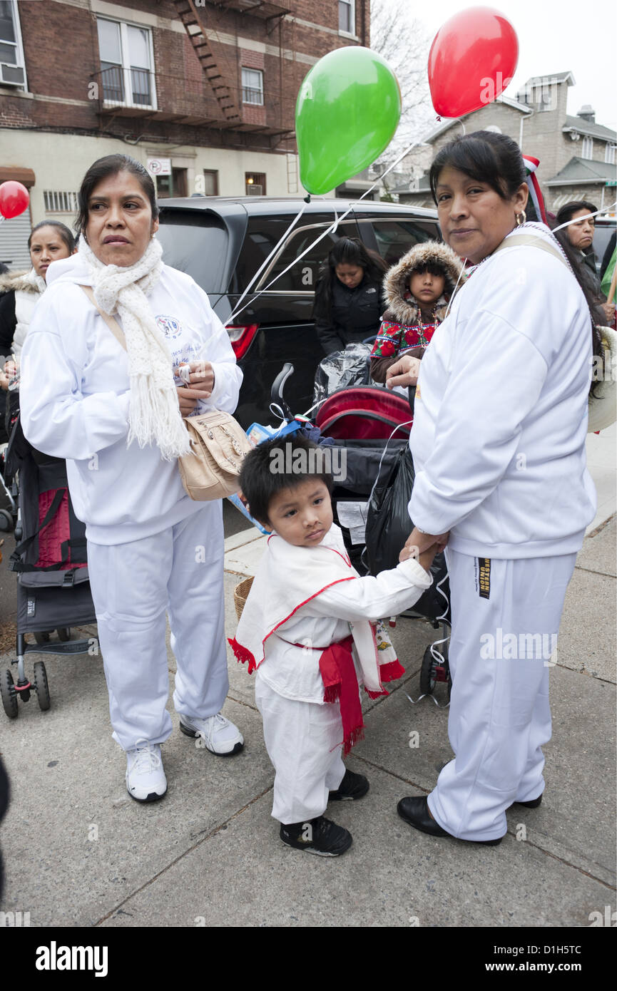 Fest der Jungfrau von Guadalupe, der Patron Saint of Mexico in Borough Park Abschnitt von Brooklyn, 2012. Stockfoto