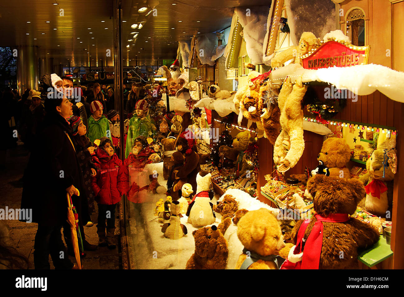 Erfolgte eine Christmas shop Schaufenster, München oberen Bayern Deutschland Europa Stockfoto