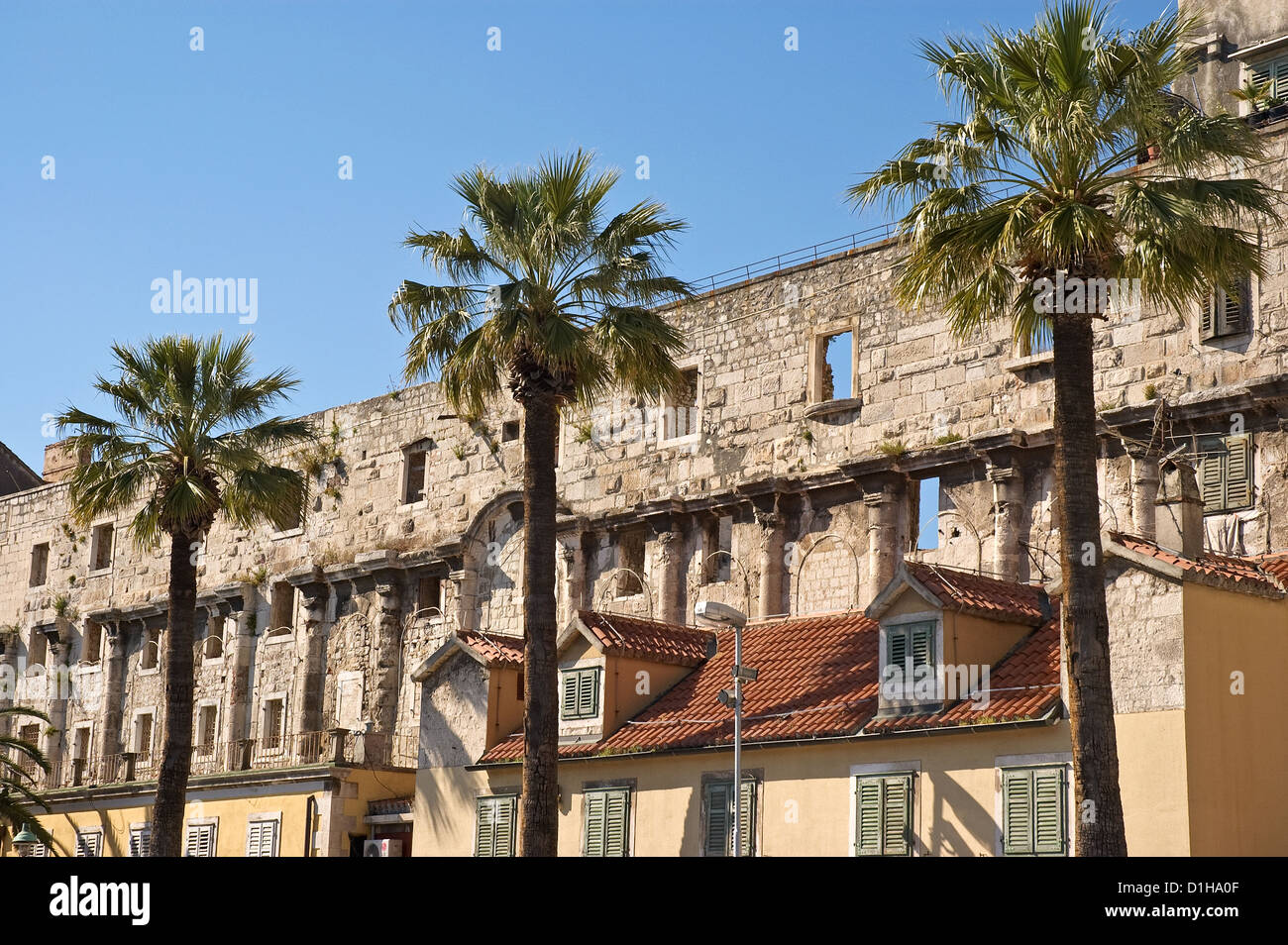 Elk192-2732 Kroatien, Dalmatien, Split, Diokletian Palast 295-305 n. Chr., Süden (seewärts) Fassade Stockfoto