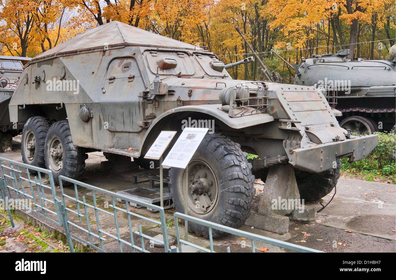 BTR-152, Rädern sowjetischen gepanzerten Mannschaftswagen, polnische Armee-Museum in Warschau, Polen Stockfoto