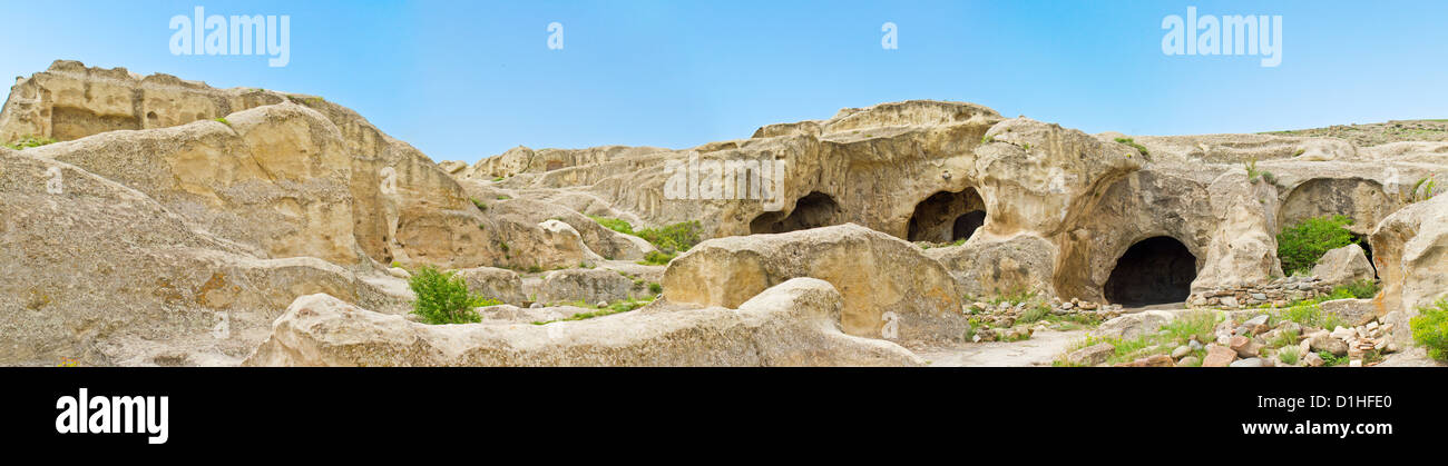 Panorama der prähistorischen Ruinen höhlenbewohnenden Stadt Uplistsikhe in Kaukasus, Georgien Stockfoto