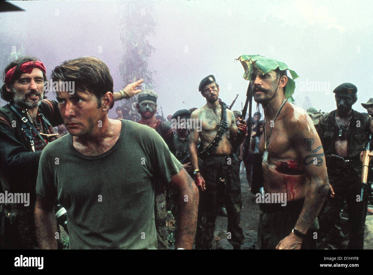Apocalypse Now Redux Apocalypse Now Redux Dennis Hopper, Martin Sheen, Frederic Forrest *** lokalen Caption *** 2001 Tobis Stockfoto