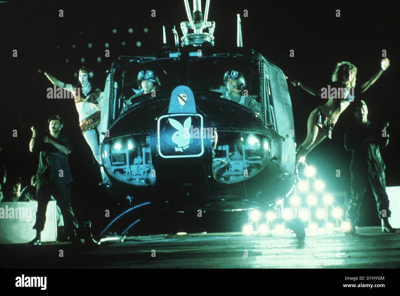 Apokalypse jetzt Redux Apokalypse jetzt Redux Ankunft der Playmates *** lokalen Caption *** 2001 Tobis Studio Canal Stockfoto