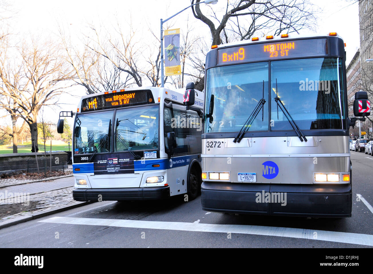 New York City öffentliche Verkehrsmittel M4 und BXM9 zum Ausdruck bringen MTA Bus, Manhattan, New York City, USA Stockfoto