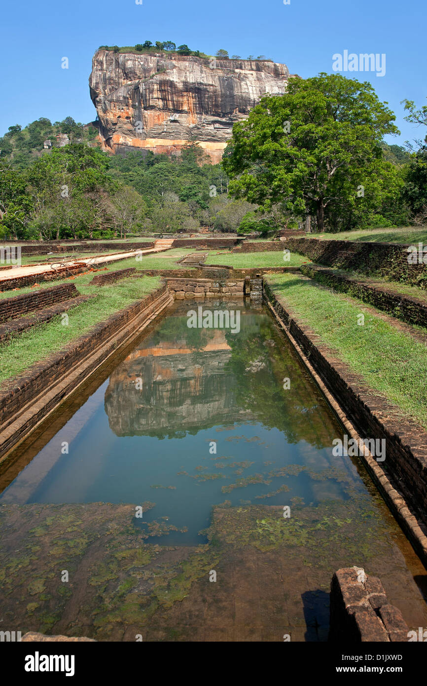 Sigiriya-Felsen (UNESCO-Weltkulturerbe). Sri Lanka Stockfoto
