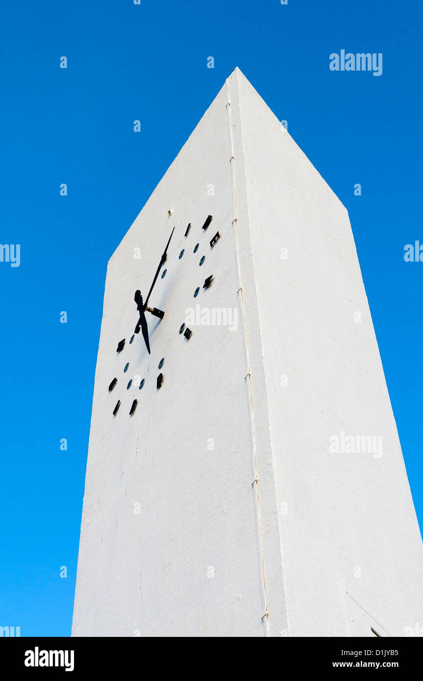Uhr in Carrickfergus Marine Gardens Stockfoto