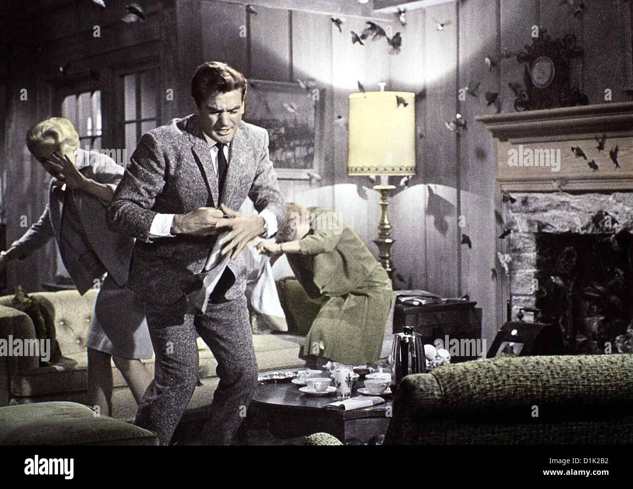 Sterben Sie, Voegel Vögel, Tippi Hedren, Rod Taylor, Jessica Tandy Obwohl Alle Fenster Und Türen Mit berichtet Vernagelt Sind, koennen Stockfoto