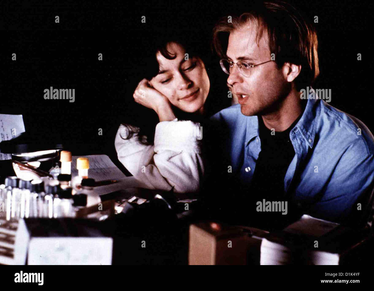 Body Snatchers - Angriff Der Körperfresser Body Snatchers Meg Tilly, Terry Kinney Chemiker Steve Malone (Terry Kinney) fährt Stockfoto