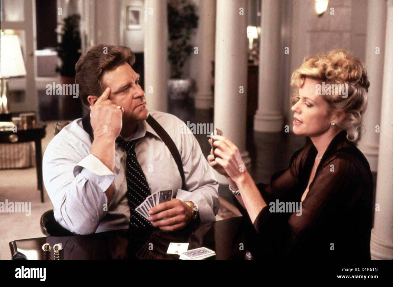 Blondinen Kuesst Man Nicht geboren gestern John Goodman, Melanie Griffith Der Schrotthändler Harry Brock (John Goodman) und Stockfoto